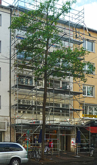 Fassadensanierung in der Schweizer Straße 46 im Jahre 2014 von vav Fischer-Bumiller G.b.R. in Frankfurt am Main